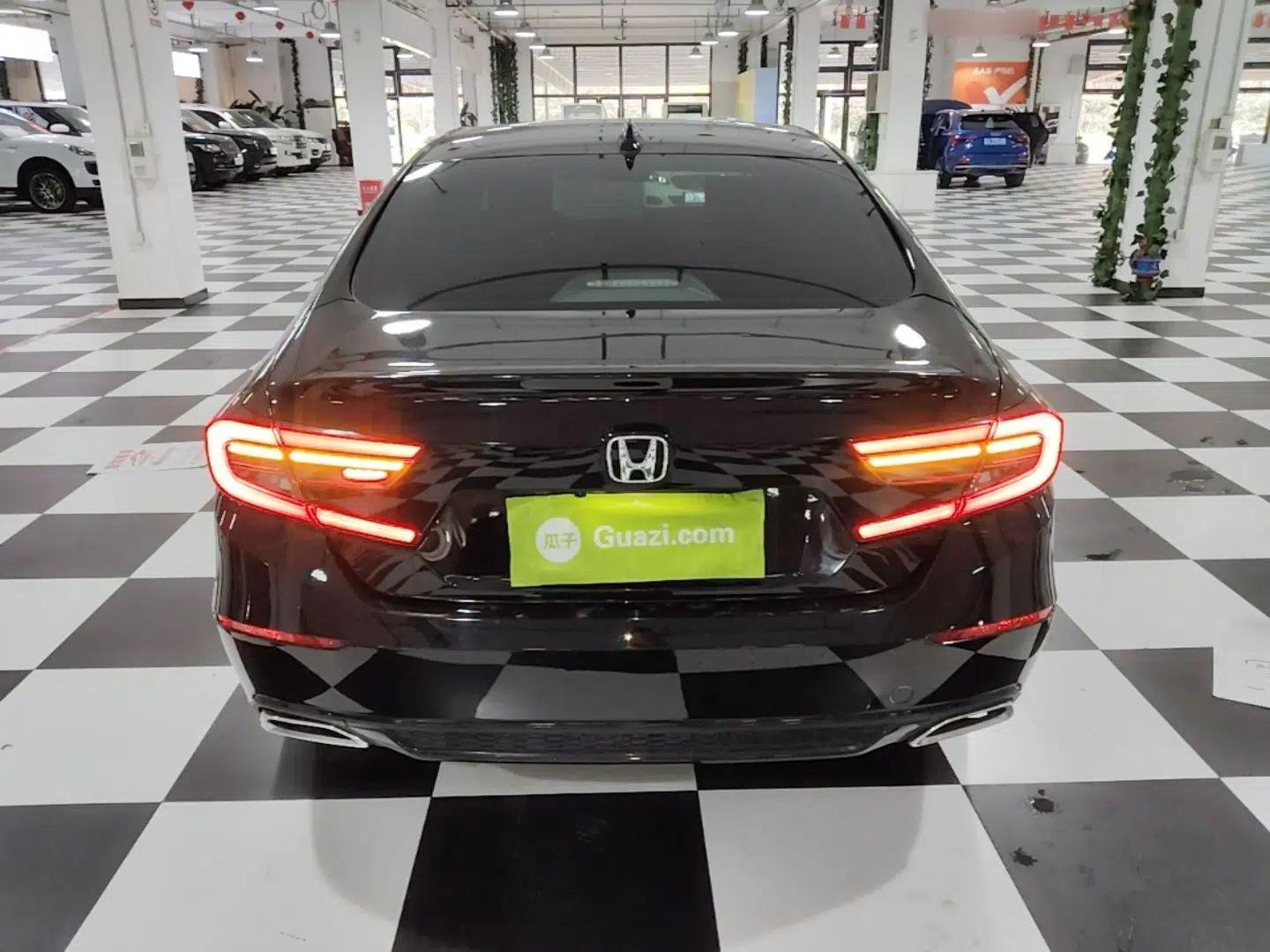 Honda Accord 2022 260TURBO Luxury Edition — миниатюра 5