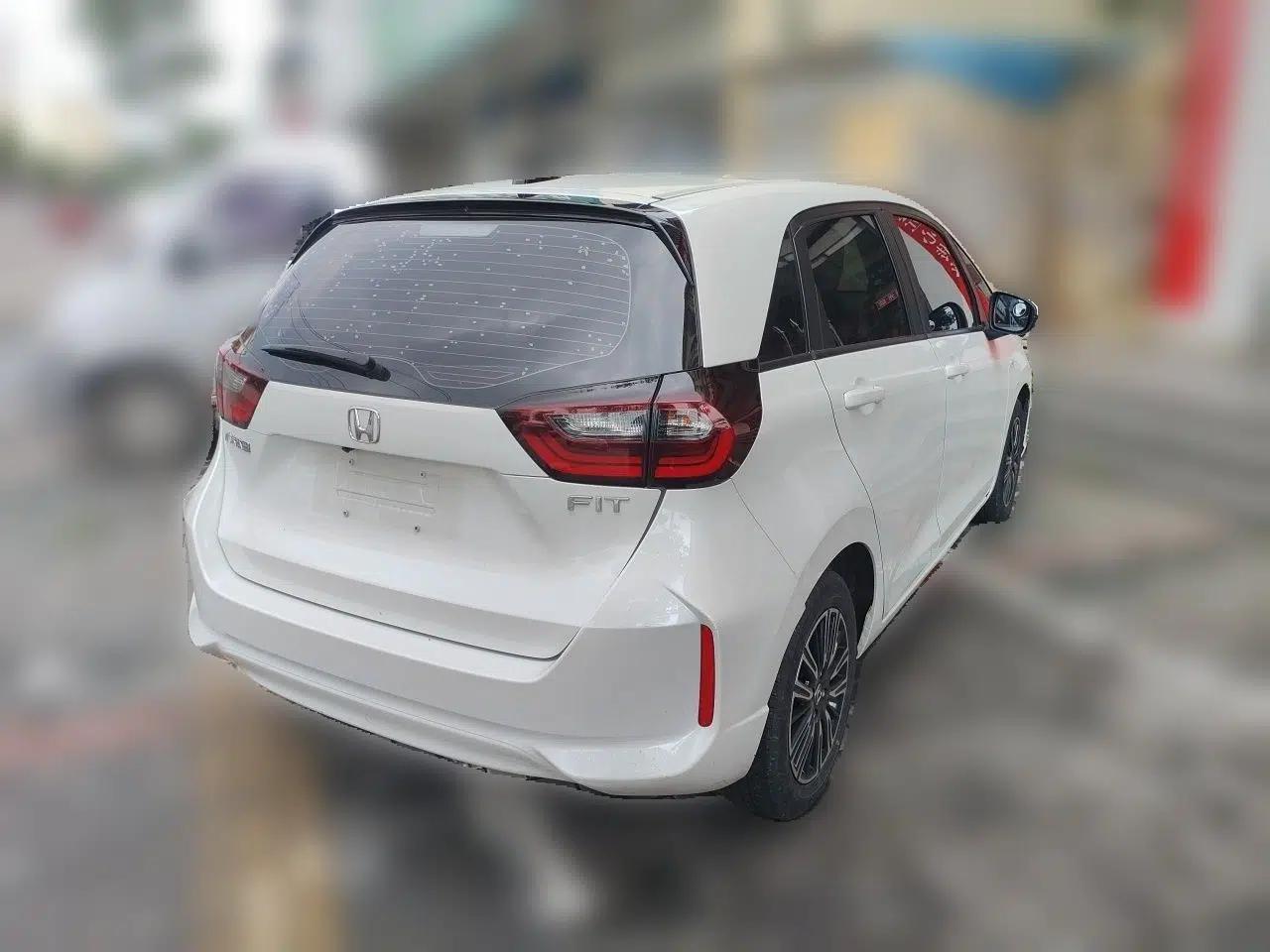 Honda Fit 2023 1.5L CVT Trend Edition — миниатюра 6