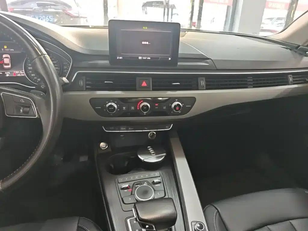Audi A4L 2018 30th Anniversary Edition 40 TFSI Progressive — миниатюра 13