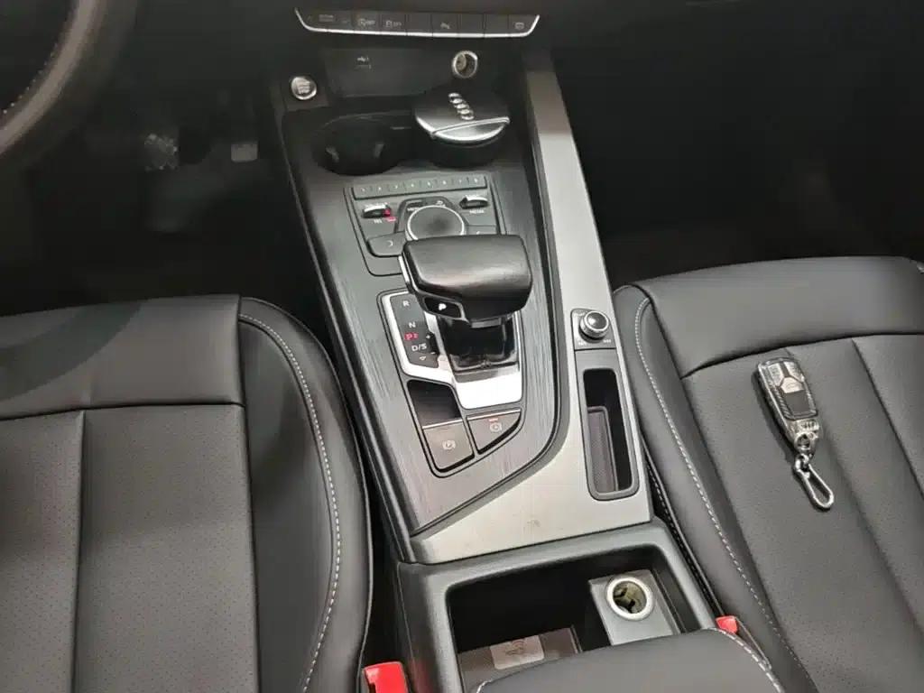 Audi A4L 2018 30th Anniversary Edition 40 TFSI Progressive — миниатюра 14