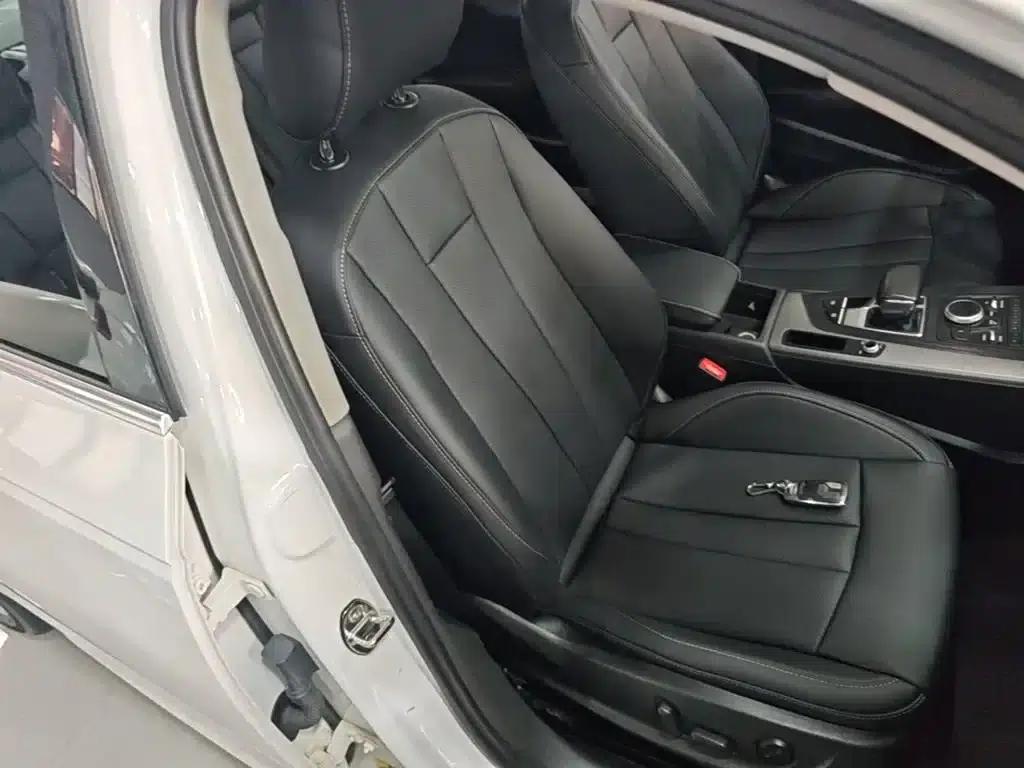 Audi A4L 2018 30th Anniversary Edition 40 TFSI Progressive — миниатюра 25