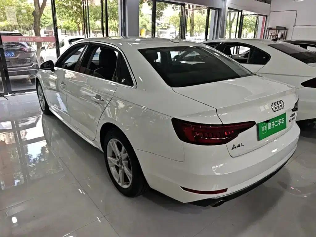 Audi A4L 2018 30th Anniversary Edition 40 TFSI Progressive — миниатюра 5