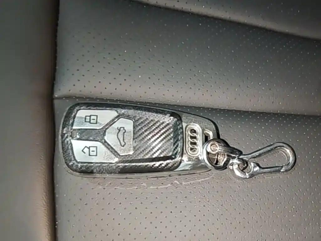 Audi A4L 2018 30th Anniversary Edition 40 TFSI Progressive — миниатюра 9