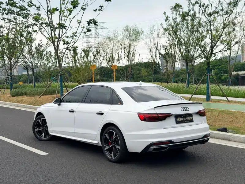 Audi A4L 2021 40TFSI Enjoy Life Edition — миниатюра 5