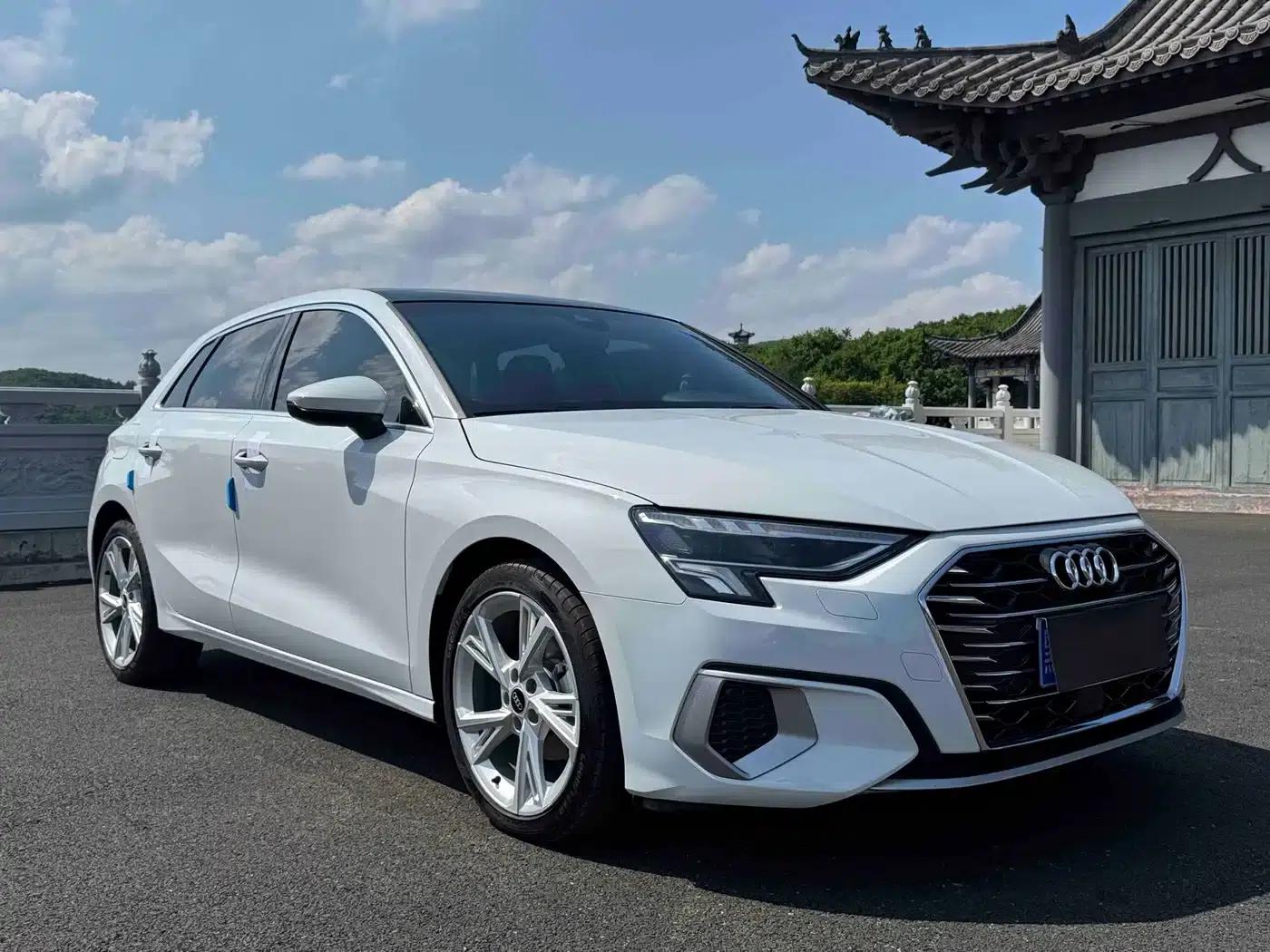 Audi A3 2023 Sportback 35 TFSI Fashion Sport — миниатюра 3