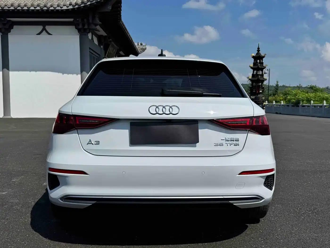 Audi A3 2023 Sportback 35 TFSI Fashion Sport — миниатюра 5