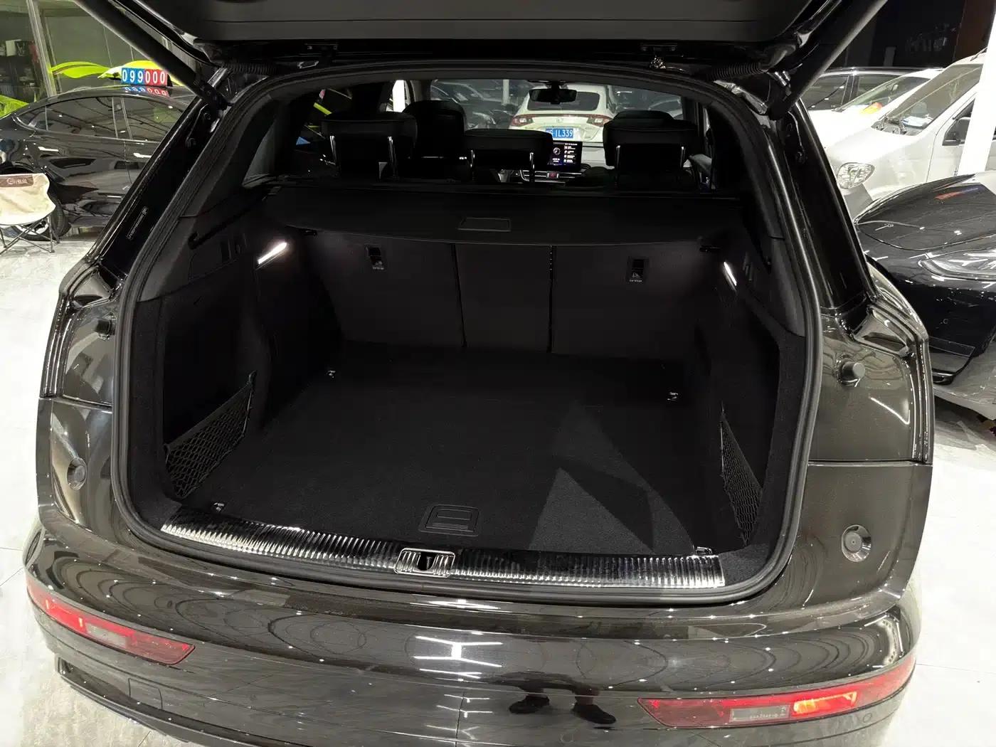 Audi Q5L 2024 40 TFSI Luxury Dynamic — миниатюра 22