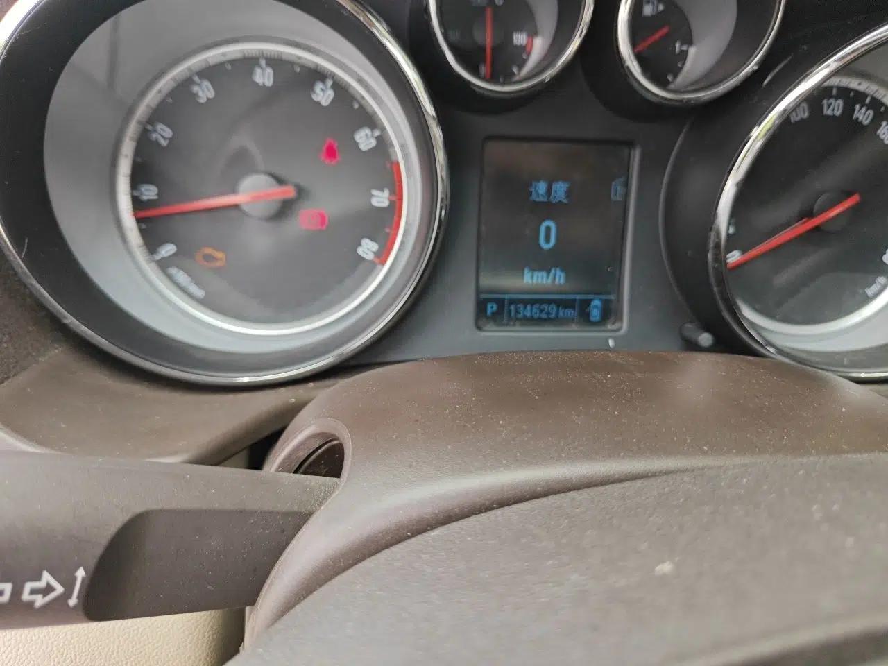 Buick Regal 2012 2.0L Luxury Edition — миниатюра 12