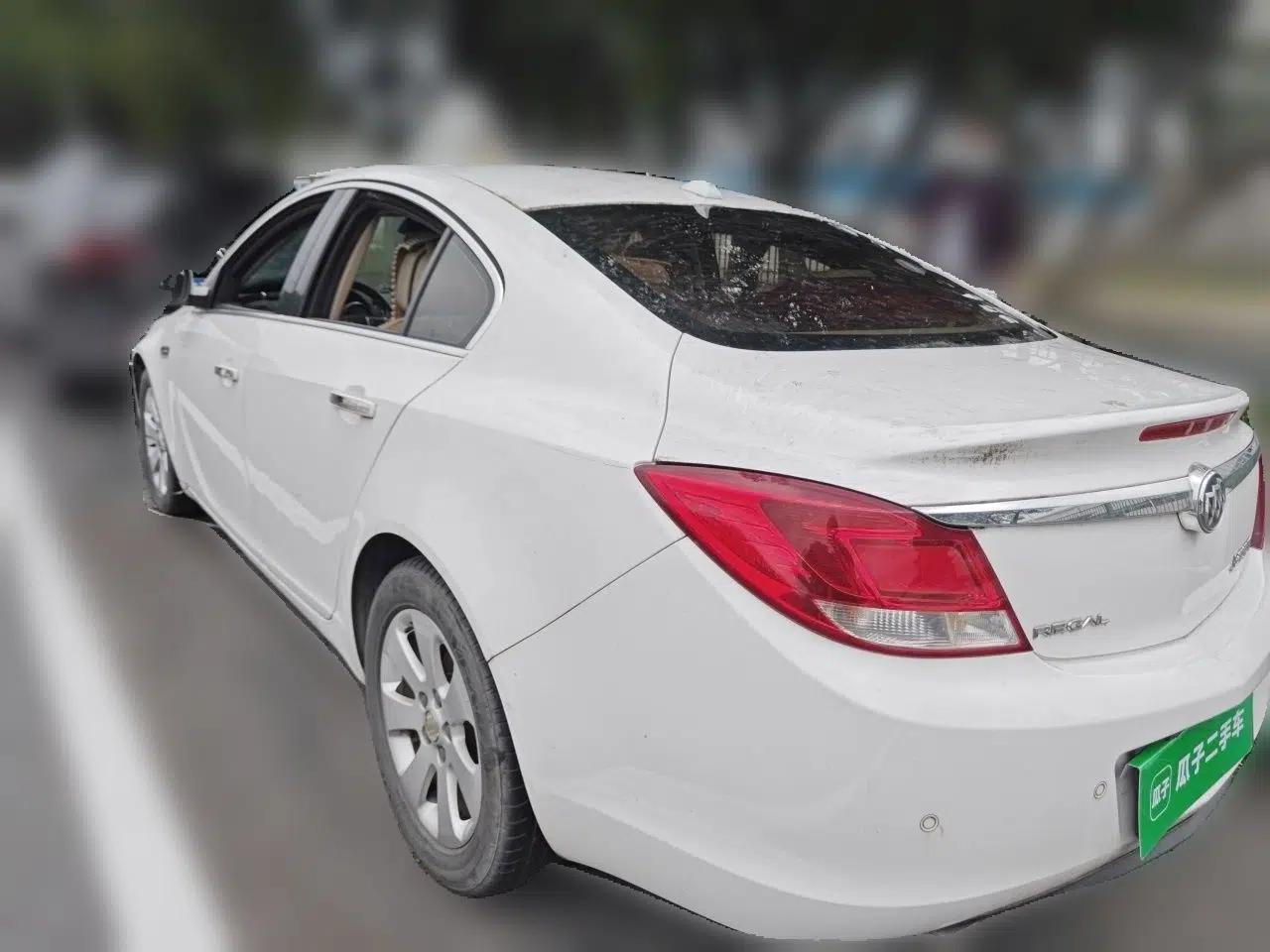 Buick Regal 2012 2.0L Luxury Edition — миниатюра 4