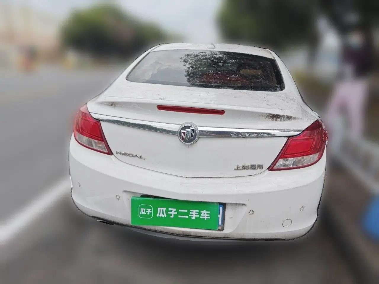 Buick Regal 2012 2.0L Luxury Edition — миниатюра 5