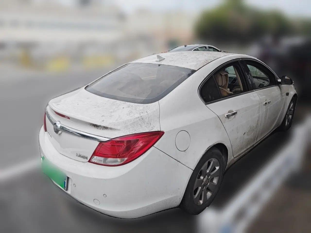 Buick Regal 2012 2.0L Luxury Edition — миниатюра 6