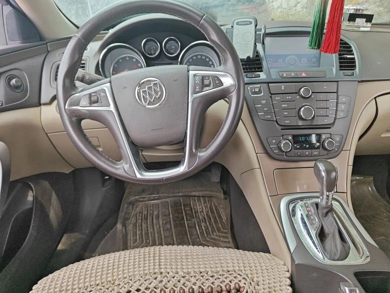 Buick Regal 2012 2.0L Luxury Edition — миниатюра 10