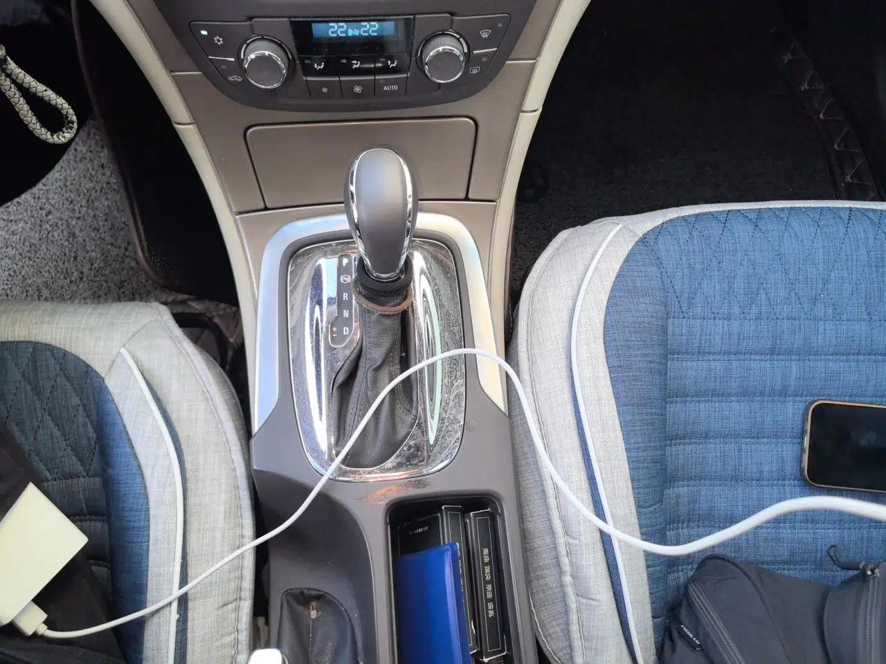 Buick Regal 2012 2.0L Comfort Edition — миниатюра 14