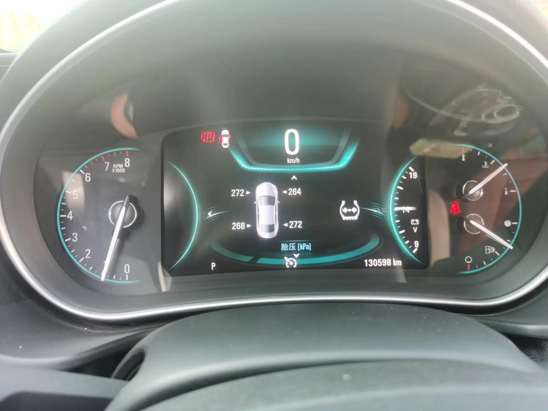 Buick Regal 2015 1.6T Elite Tech Model — миниатюра 11