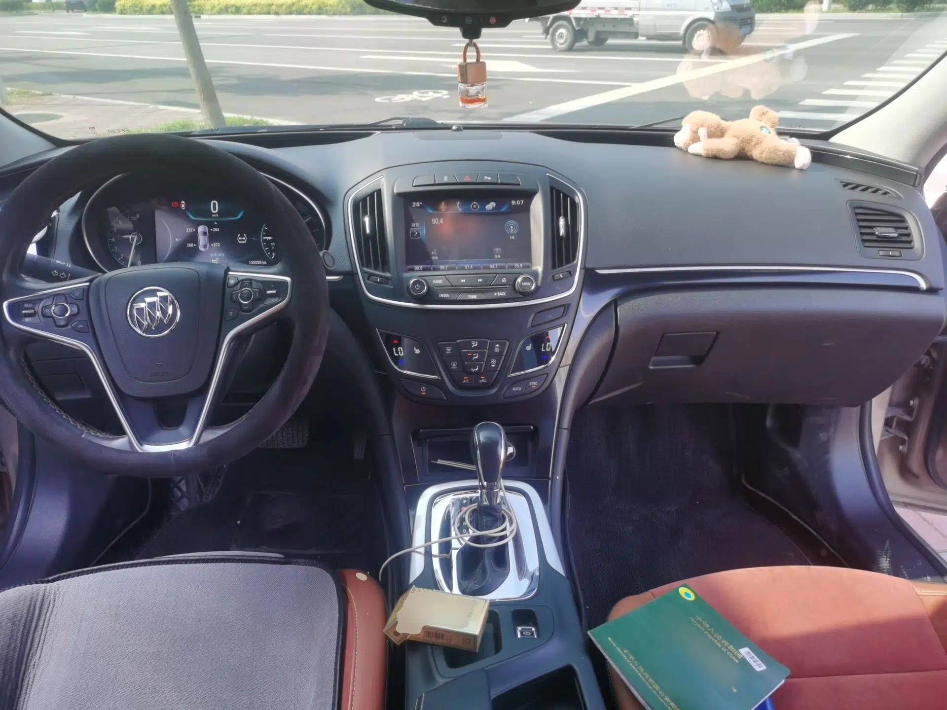 Buick Regal 2015 1.6T Elite Tech Model — миниатюра 9