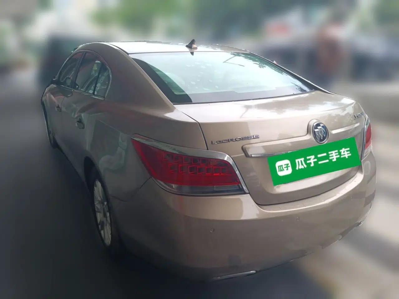 Buick LaCrosse 2012 2.4L SIDI Haoya Edition — миниатюра 4