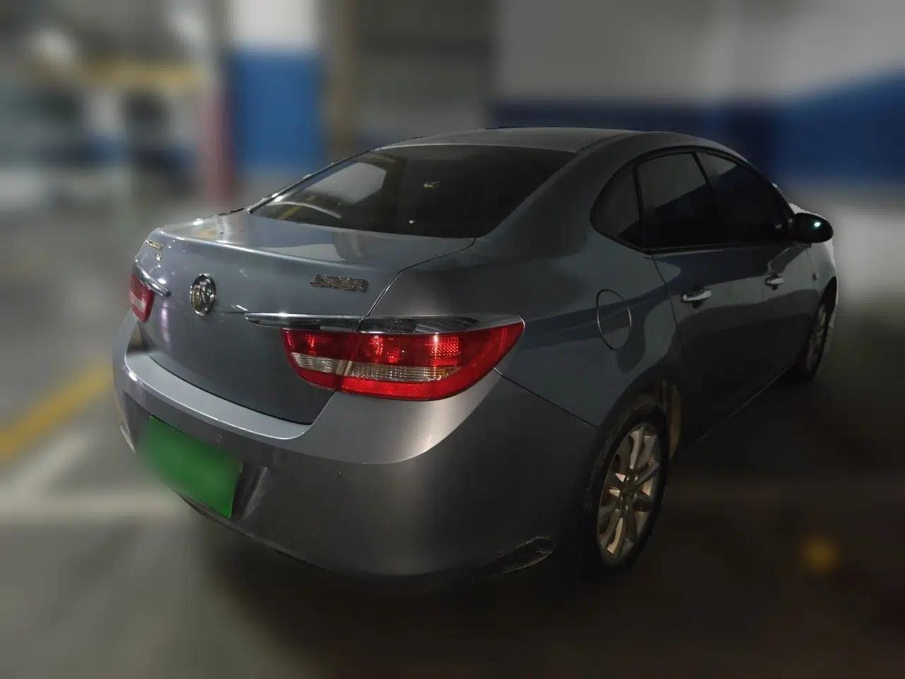 Buick GT 2013 GT 1.6L Automatic Fashion Edition — миниатюра 6