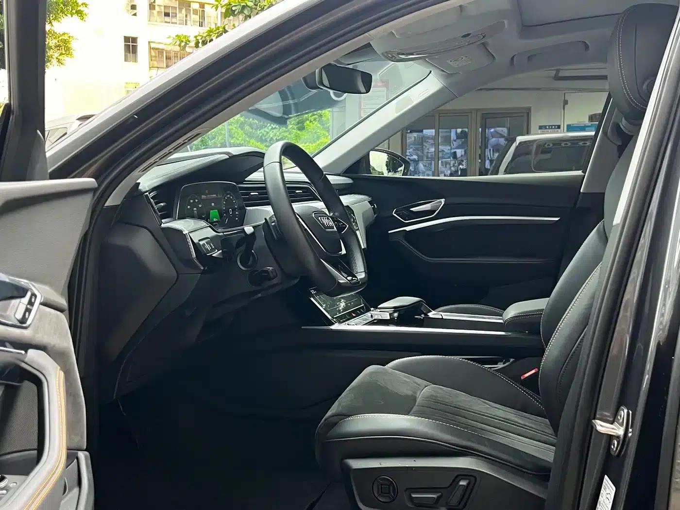 Audi e-tron 2021 50 quattro Premium Edition — миниатюра 21