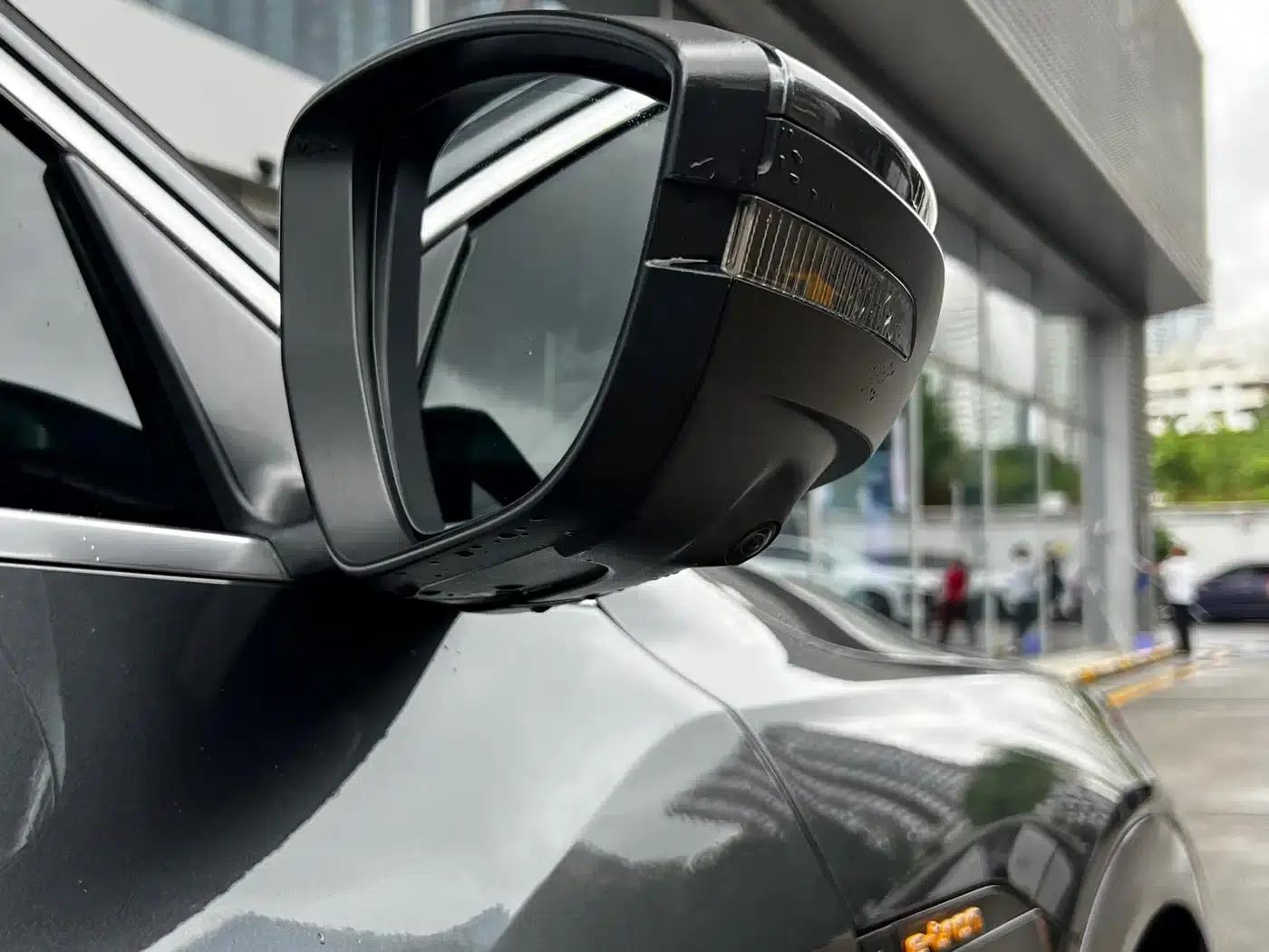 Audi e-tron 2021 50 quattro Premium Edition — миниатюра 6