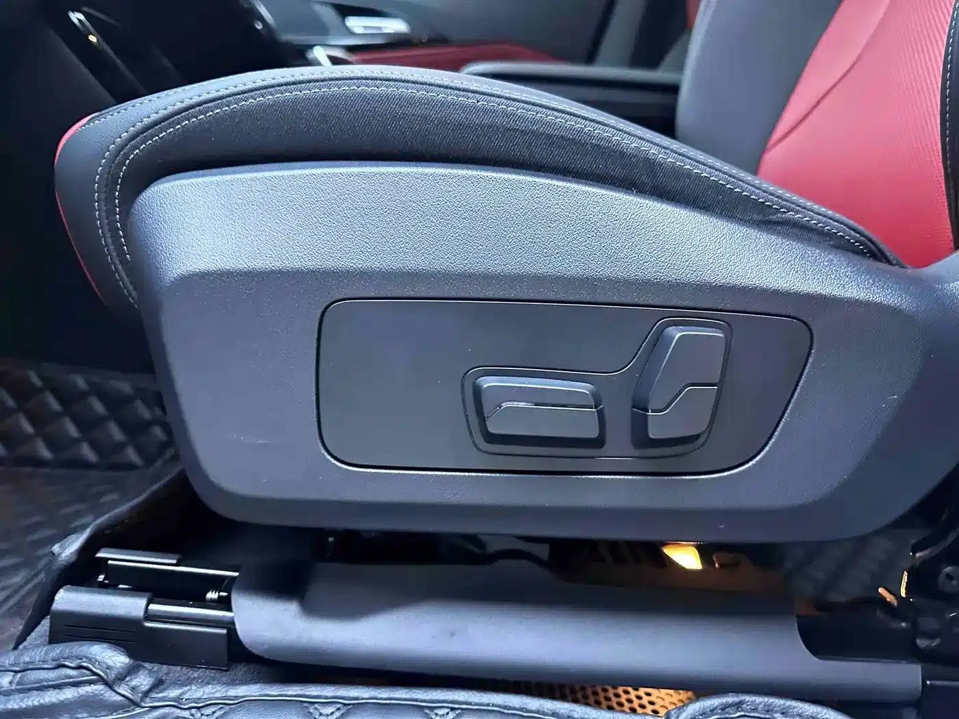 2023 BMW X1 sDrive20Li X Design Package — миниатюра 17