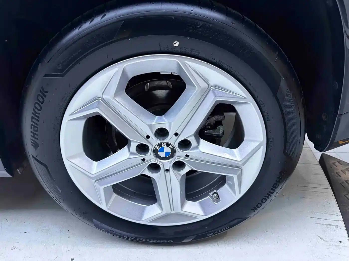 2023 BMW X1 sDrive20Li X Design Package — миниатюра 22