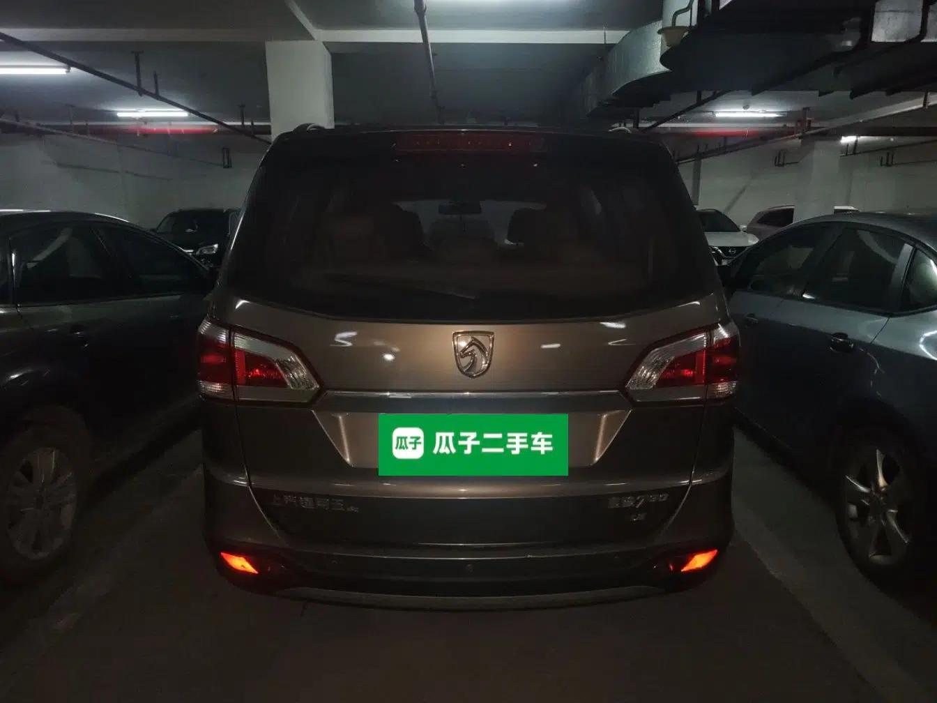 Baojun 730 2015 1.8L Manual Comfort ESP Version 7-seater — миниатюра 5