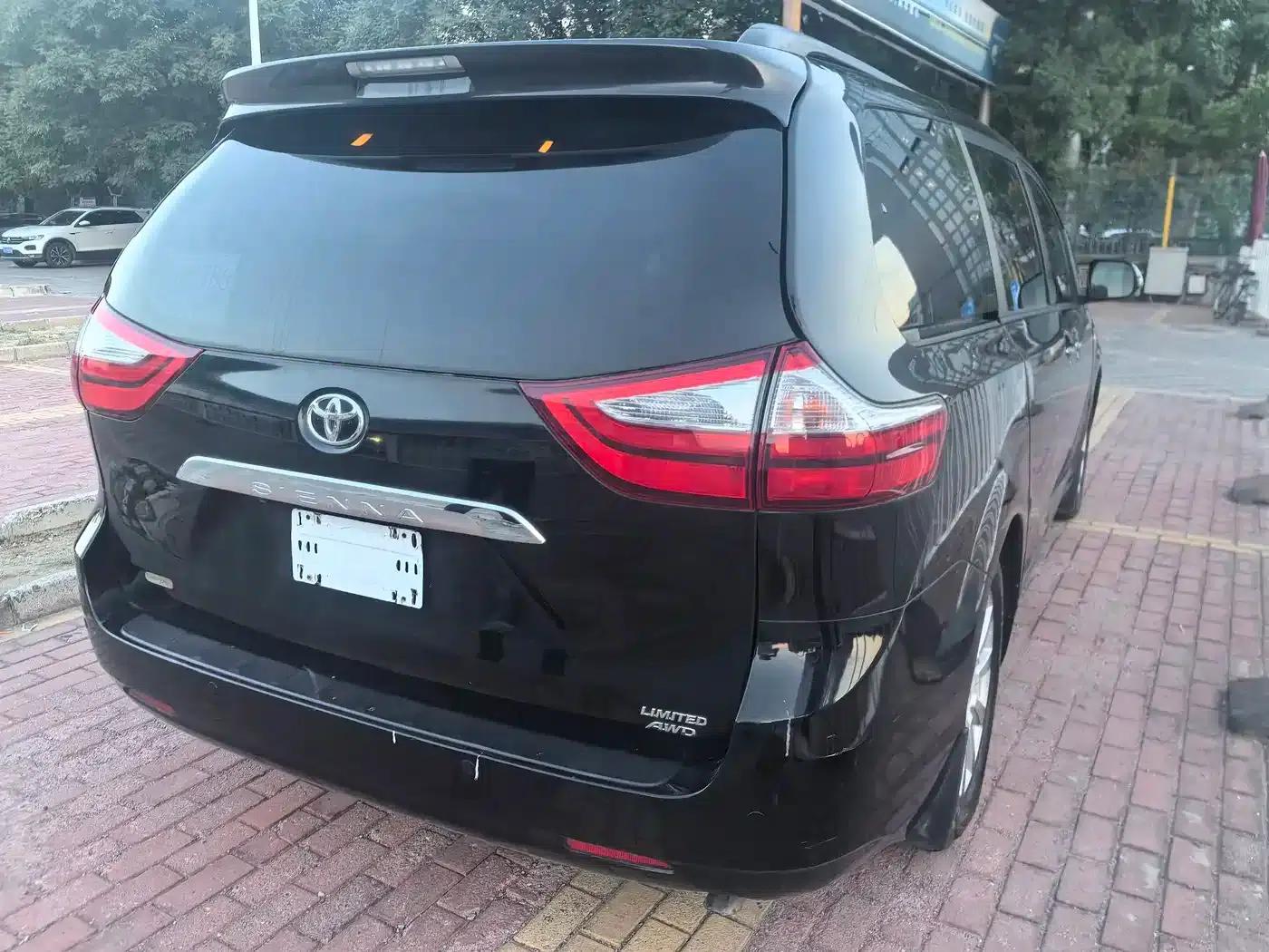 2015 SIENNA 3.5L AWD — миниатюра 8