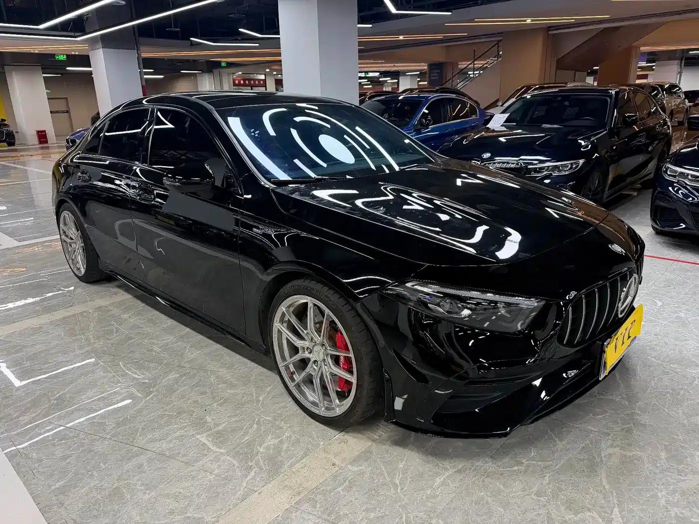 2024 Mercedes-Benz A-Class AMG A 35 L 4MATIC — миниатюра 3