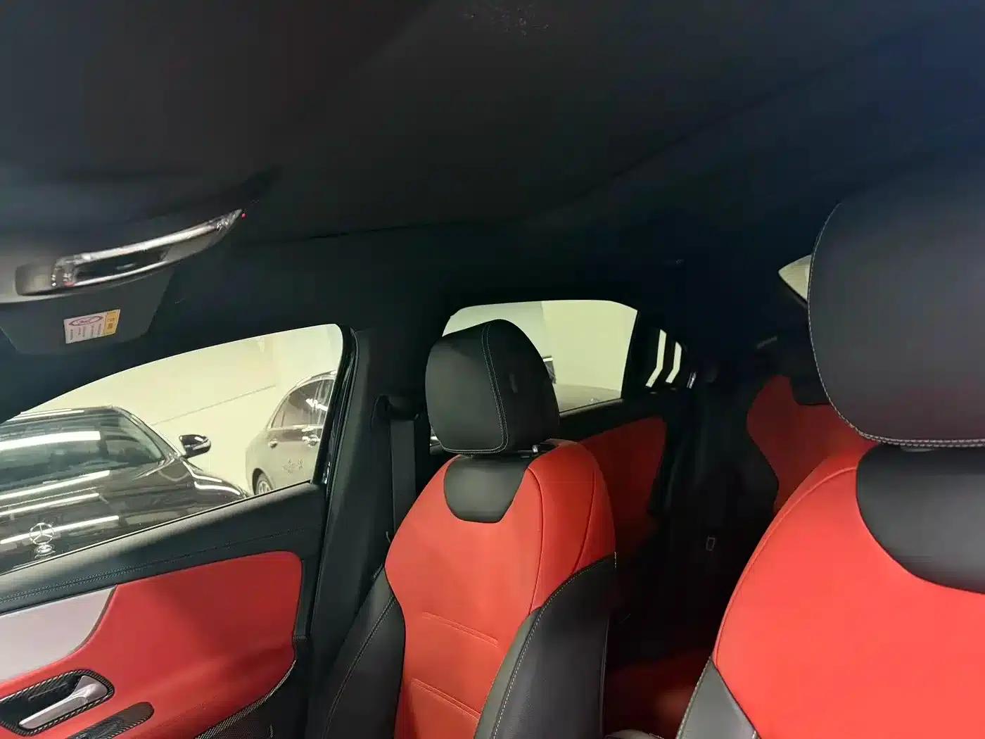 2024 Mercedes-Benz A-Class AMG A 35 L 4MATIC — миниатюра 9