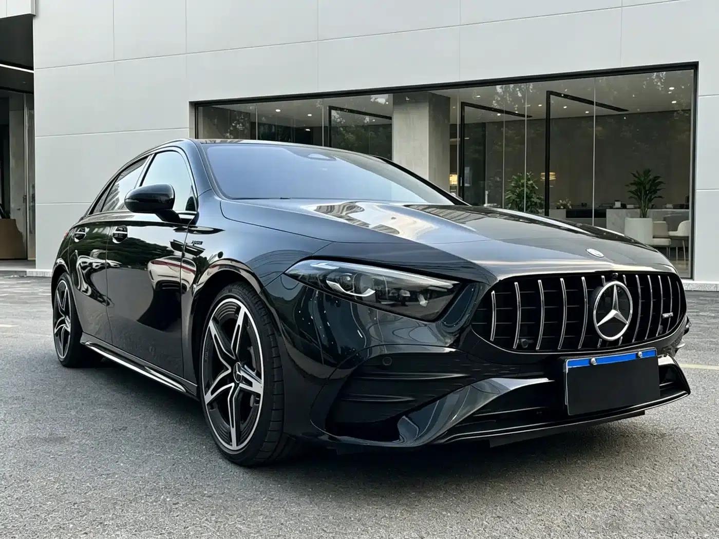 Imported 2026 Mercedes-Benz A-Class AMG A 35 4MATIC — миниатюра 3