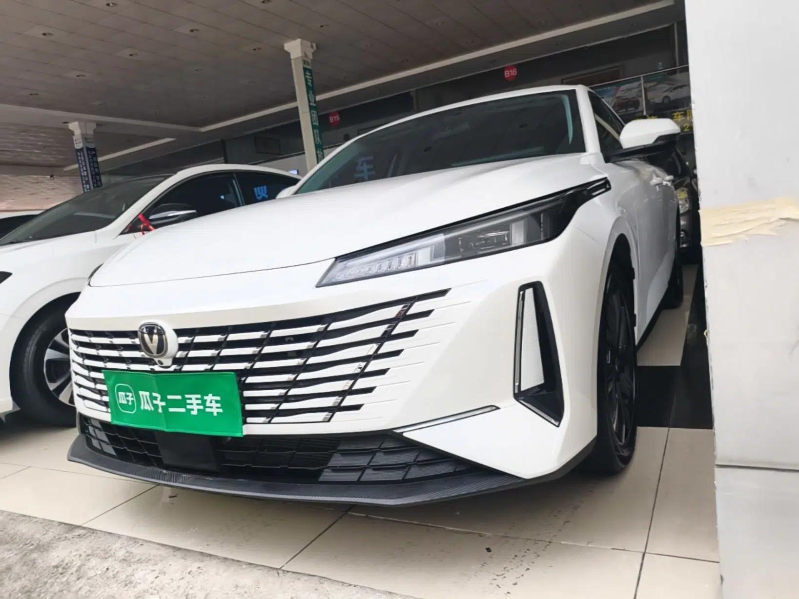 CHANGAN Eado 2025 Blue Whale 1.5T 500Bar Flagship Model — миниатюра 8