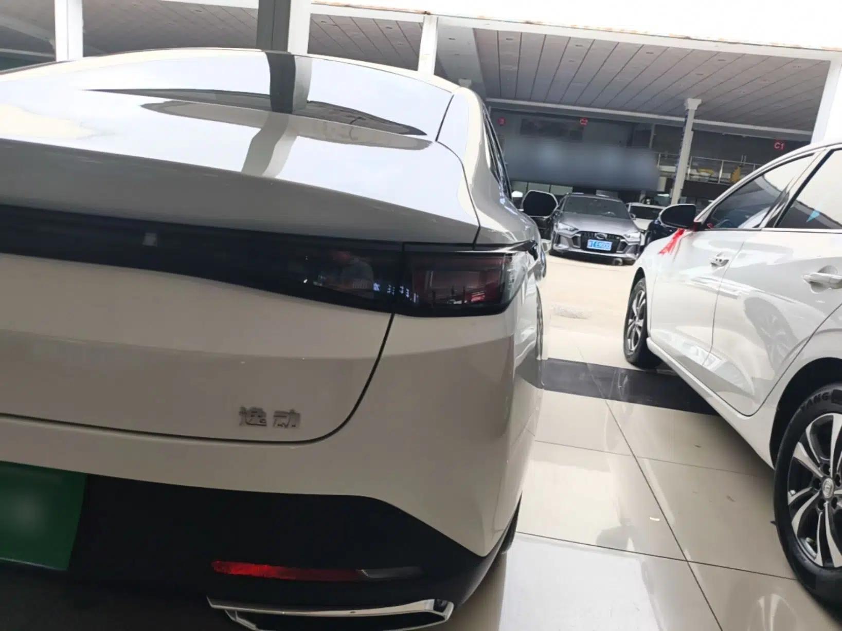CHANGAN Eado 2025 Blue Whale 1.5T 500Bar Flagship Model — миниатюра 9