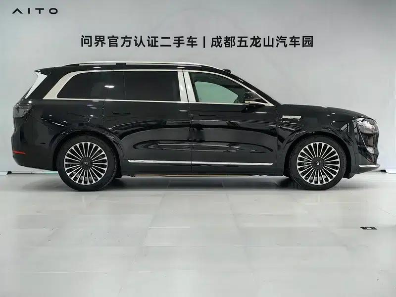 Wenjie M9 2024 Ultra Range Extended 6-Seater — миниатюра 6
