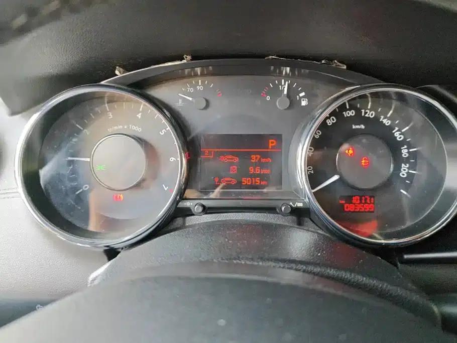 Peugeot 3008 2015 2.0L Automatic Trend Edition — миниатюра 14