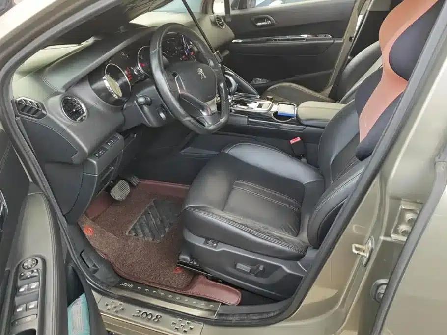 Peugeot 3008 2015 2.0L Automatic Trend Edition — миниатюра 9