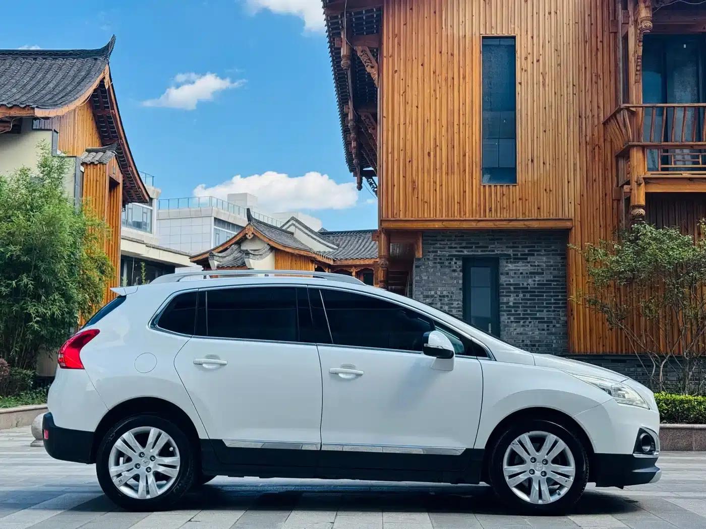Peugeot 3008 2013 1.6THP Automatic Premium Edition — миниатюра 5