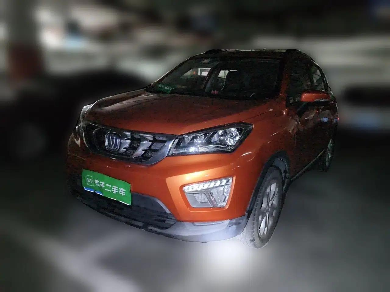 CHANGAN CS15 2016 1.5L Manual Fashion Edition — миниатюра 1