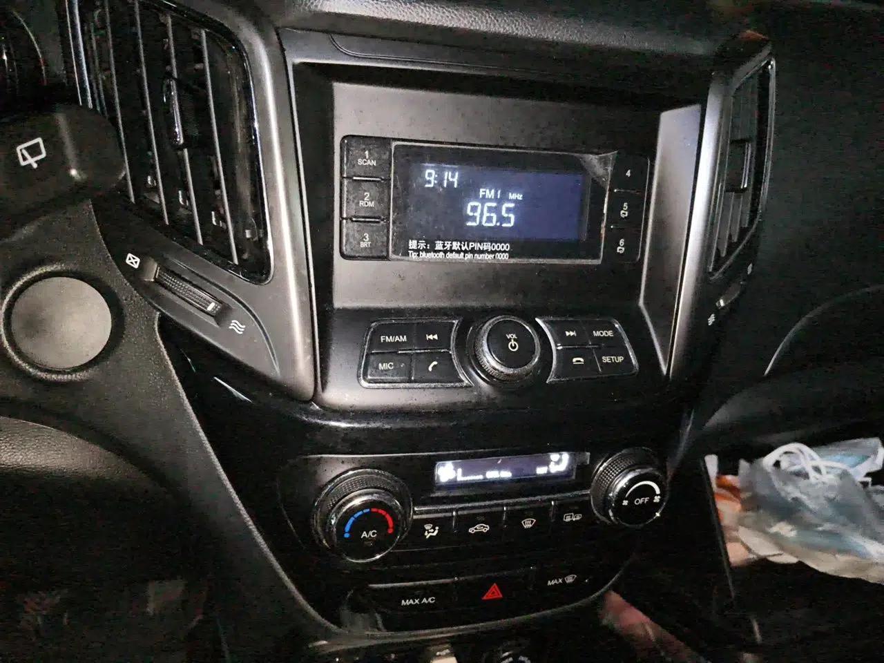CHANGAN CS15 2016 1.5L Manual Fashion Edition — миниатюра 13