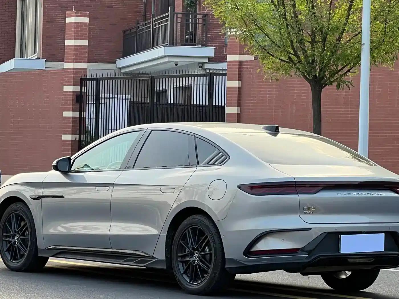2026 Han DM-i Intelligent Driving Edition 245KM Navigation Edition — миниатюра 5