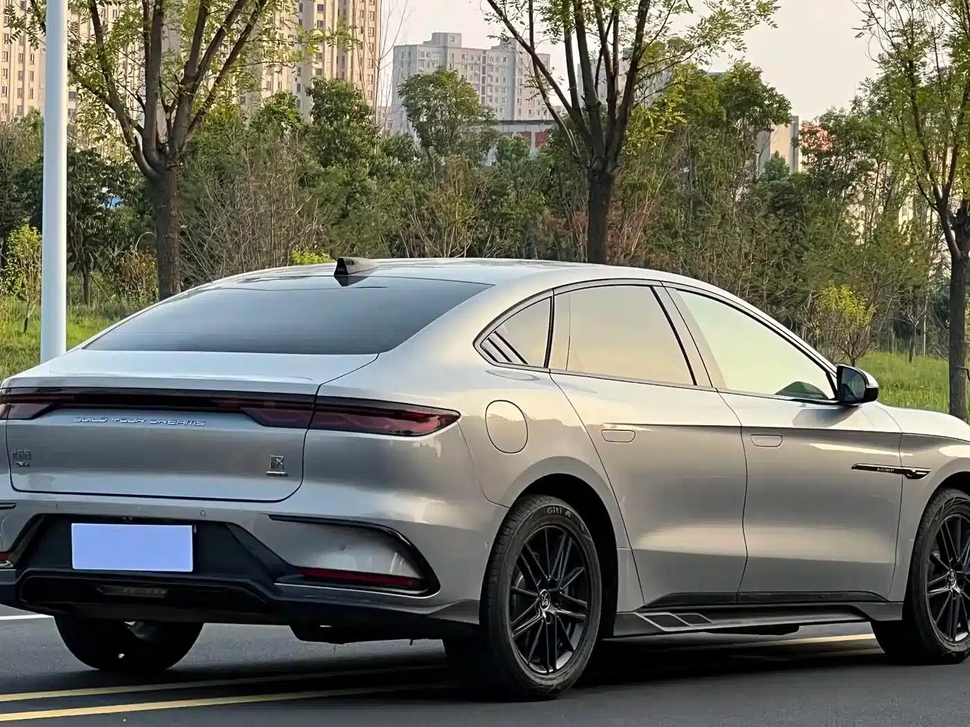 2026 Han DM-i Intelligent Driving Edition 245KM Navigation Edition — миниатюра 6