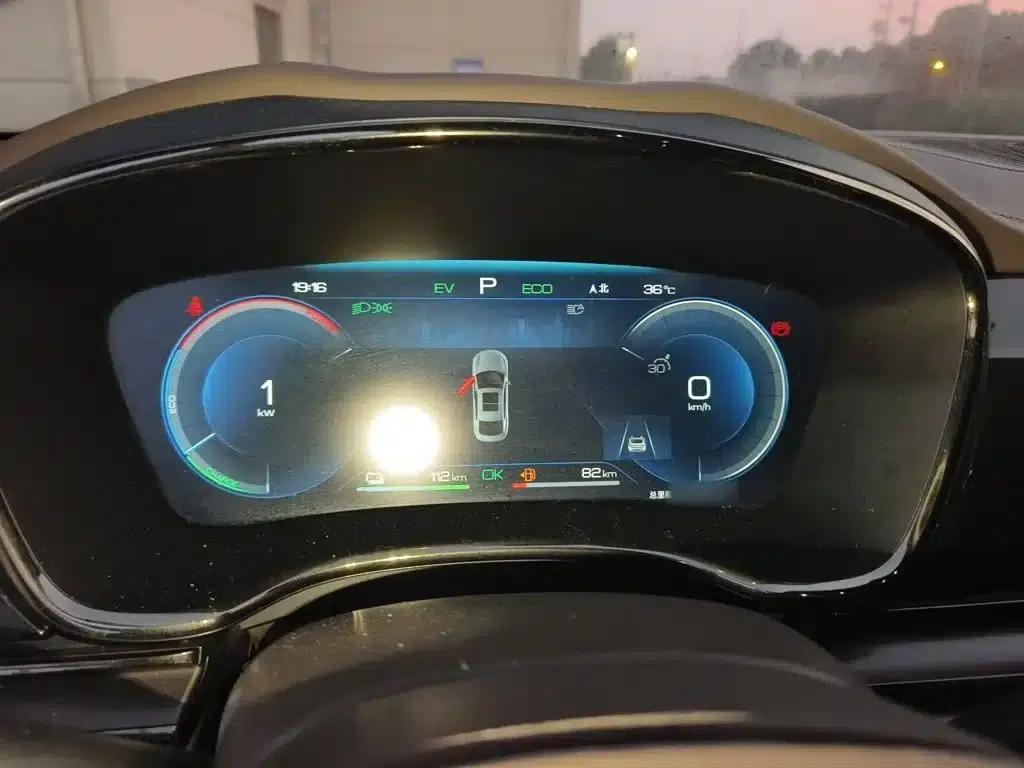 Han 2022 DM-i 121KM Premium Edition — миниатюра 4