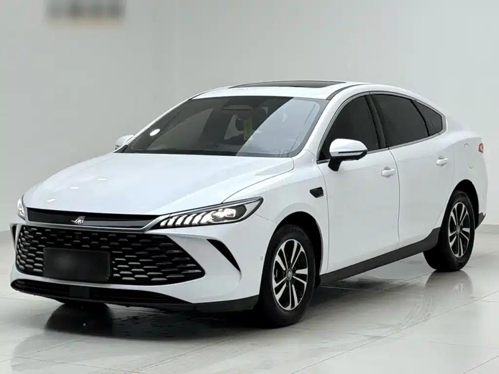 Qin PLUS 2025 DM-i Intelligent Driving Edition 55KM Superior Model — миниатюра 1