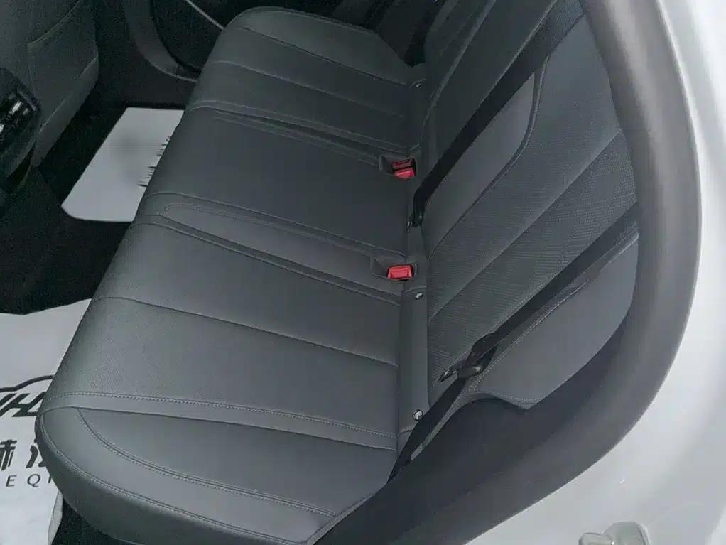 Qin PLUS 2025 DM-i Intelligent Driving Edition 55KM Superior Model — миниатюра 17