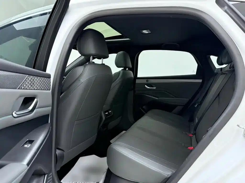 Qin PLUS 2025 DM-i Intelligent Driving Edition 55KM Superior Model — миниатюра 21