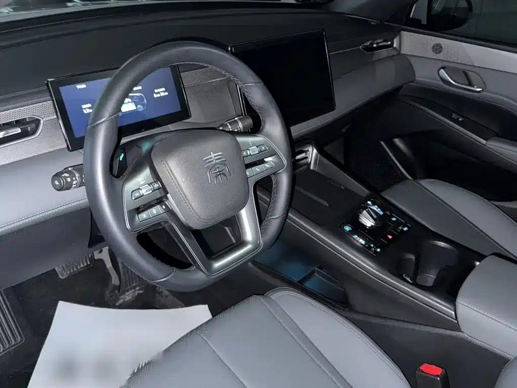 Qin PLUS 2025 DM-i Intelligent Driving Edition 55KM Superior Model — миниатюра 4