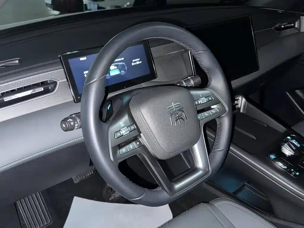 Qin PLUS 2025 DM-i Intelligent Driving Edition 55KM Superior Model — миниатюра 5