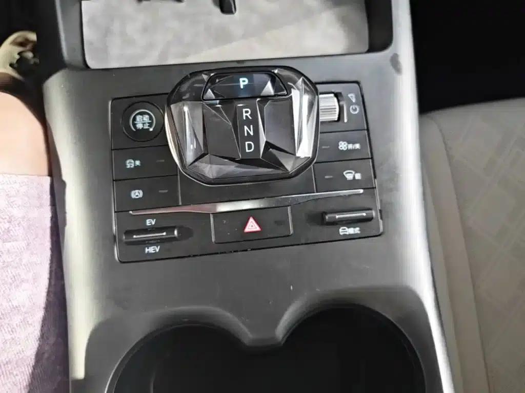Qin PLUS 2025 DM-i Intelligent Driving Edition 55KM Leading Model — миниатюра 14
