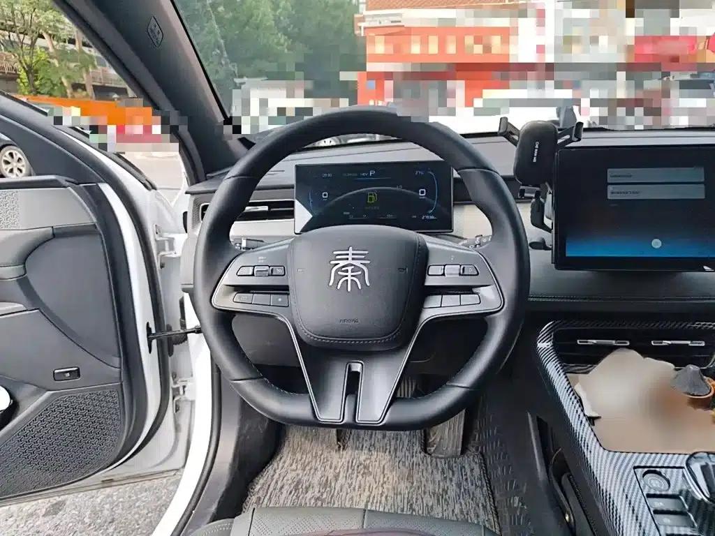 Qin PLUS 2025 DM-i Intelligent Driving Edition 55KM Leading Model — миниатюра 3