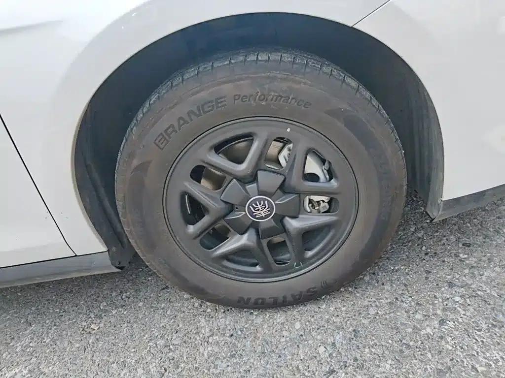 Qin PLUS 2025 DM-i Intelligent Driving Edition 55KM Leading Model — миниатюра 25