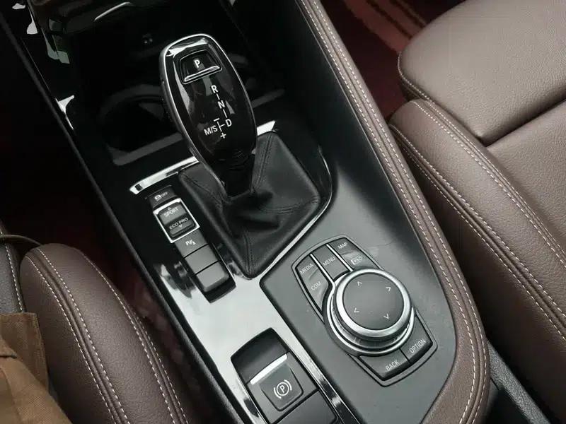 BMW X1 2022 sDrive20Li Premium — миниатюра 15